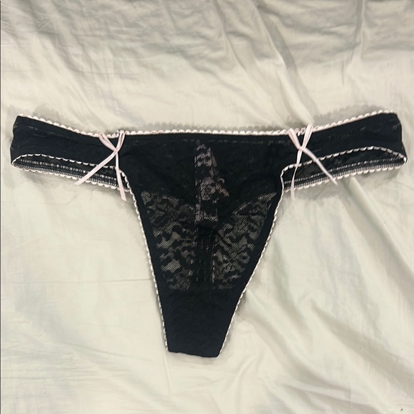 Victoria's Secret Black Lace Panties with Pink Accents - Picture 1 of 3